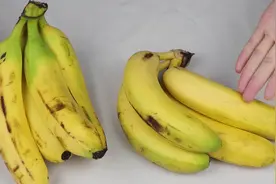 买香蕉时，要买形状是直的还是弯的？记住这4个小技巧，别买错了图片