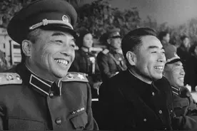 彭起超：彭德怀的侄子，对自己的军衔不满，批评伯父不按政策办事图片