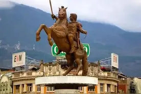 如果亚历山大没有走错路，攻入秦国会怎样？国内外网友的看法一致图片