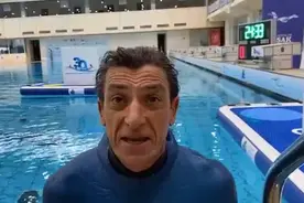 54岁的老人屏住呼吸超过24分钟，创造了新的世界纪录图片