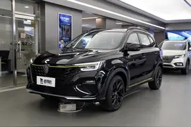 新外观新车标像合资一样，高品质大空间SUV，实拍荣威RX5图片