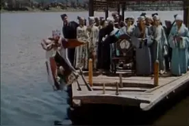 黔驴技穷 莫老爷跌落下河 （刘三姐 第七集）图片