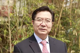 清华附中校长王殿军：孩子处于青春期，家长要多做饭少说话图片