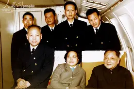 1979年邓小平访美只带8名安保人员，经历2次暗杀，3次险情图片