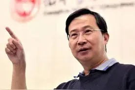 饶毅，死磕裴钢图片