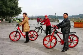 中国59岁大爷，首创“360度踩踏”自行车，厂商出660万收购被拒图片
