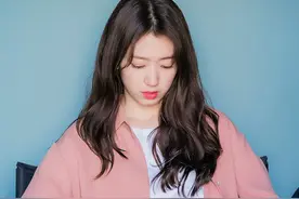 朴信惠私服真把我整破防了，低调日常又有女神范，太有魅力了图片