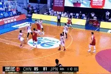 中国男篮90-84险胜日本，过程有惊有险图片