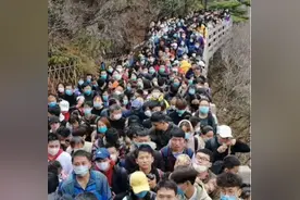 “五一”不放假，九年级学生打算举报老师，网友：一看就是学渣图片