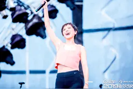 时髦曲风和酷飒女主唱，乐队的夏天第二季我pick这支神仙乐队图片