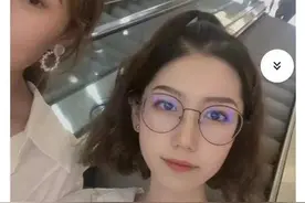 分享一下戴不戴眼镜对颜值的影响究竟有多大！哈哈哈图片