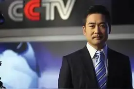 央视“男神”主持人火了！高分考上名校，变身“央视名嘴”！图片