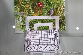 儿童创意美术教学：足球场创意画——《足球万岁》图片