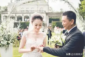李小冉做富豪四年情人，为鄢颇两度流产，为何男闺蜜愿出五亿接盘图片