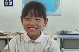 “留虾女孩”火了！背后还有这些故事图片