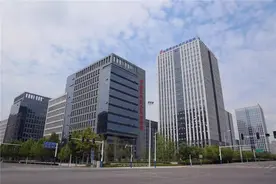 中部“又一省”崛起，上半年GDP突破2万亿，超越上海首次进入前10图片
