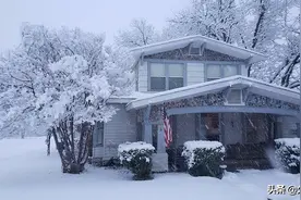 德克萨斯“怪雪”为什么不会融化？不但不会融化，还可以被点燃图片