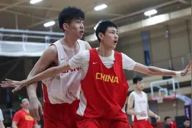 U18国青再次集结，王建军、张庆鹏履新，余嘉豪、李禄瞳领衔图片