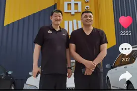 一辈子的兄弟！刘玉栋前往东北避暑，与老友孙军相聚在长春图片