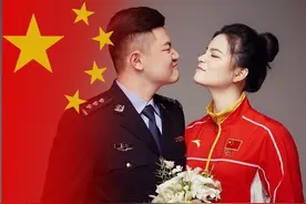 游泳冠军大婚现场曝光：警察老公跳舞搞笑，伴娘张雨霏穿真丝睡衣图片