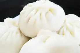 用这种层层增香的调馅方法，做出鲜美多汁，香味浓厚的羊肉包子视频封面