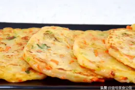 简单好吃的葱香土豆饼，鲜香软糯，营养美味，大人小孩都爱吃图片