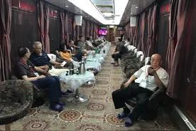 “新东方快车 游大美新疆”豪华旅游专列首发图片