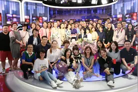央视国际频道主持人洗牌，老一辈主播存在感降低，年轻面孔出现图片