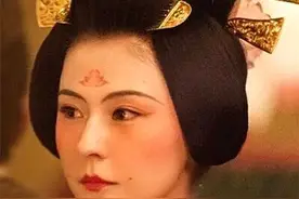 看完《花木兰》洗洗眼：影视剧里的“花钿妆”，明明可以很美图片