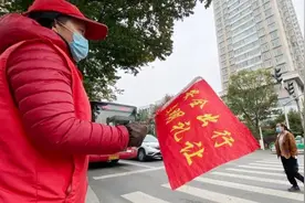 西宁街头，这根绳子变了……图片