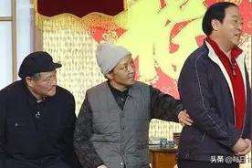 赵本山，宋丹丹小品《策划》公鸡下蛋，下蛋公鸡，公鸡中的战斗机图片