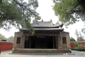 山西一座元代国宝古戏台 文革差点被破四旧 榫卯穹顶结构是亮点图片