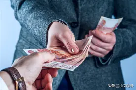 一个人越是穷，越喜欢在这3个方面表现大方，希望你没有图片