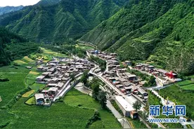 甘肃迭部：高吉村的诗和远方图片