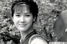 1953年，毛主席特赦一位“双枪女匪首”，7年后她成为县政协委员图片