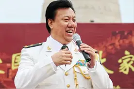 “当兵的人”刘斌：和初恋妻子相爱一生，退休后生活怎样？图片