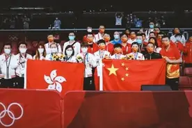 刘国梁牵线，王楠退役后嫁富豪郭斌，患癌12年丈夫仍不离不弃图片