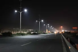 别在深夜看“成人网站”了，注意手机里这几种现象，出现了要谨慎图片