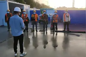 农民工每天能挣500元，为啥有人说难做到？是啥限制了想象图片