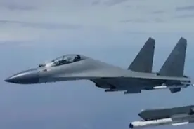 现场画面公布！不明飞机接近我领空，歼-16冒雨起飞进行实弹拦截图片