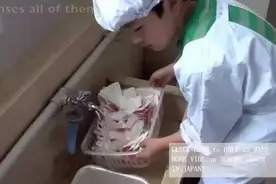 日本小学：最自律的孩子背后，都站着最狠心的父母图片