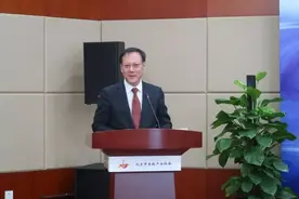 好书推荐⑯ | 吴仕岩：重整行装起宏图图片