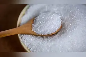 孩子多动、狂躁、有攻击性行为，快少吃这些糖类食品图片