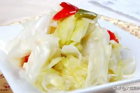 泡菜坛生花，别再加白酒了，老四川教你这么做，快速杀菌久放不霉图片