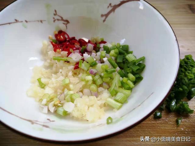 瀹冩槸鈥滄皑鍩洪吀鈥濆惈閲忓緢楂樼殑钄彍锛屽ぉ鐑捀鐫€鍚冿紝鍋ヨ劸寮€鑳冿紝瀛╁瓙鐖卞悆