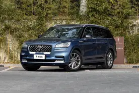 进口超大SUV，豪华霸气V6动力，7座油耗2.8L，实拍飞行家新能源图片