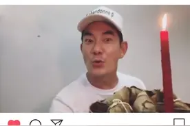 54岁任贤齐晒照庆生，身旁未见妻儿陪伴？结婚多年却至今未办婚礼图片