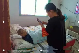 点赞！“格格”上门服务 解决居民认证困难图片