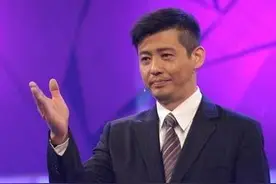 和董卿同居6年男星，如今他55岁娶小20岁娇妻？图片