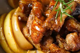 苹果烤肉，是暗黑料理还是神仙组合？图片